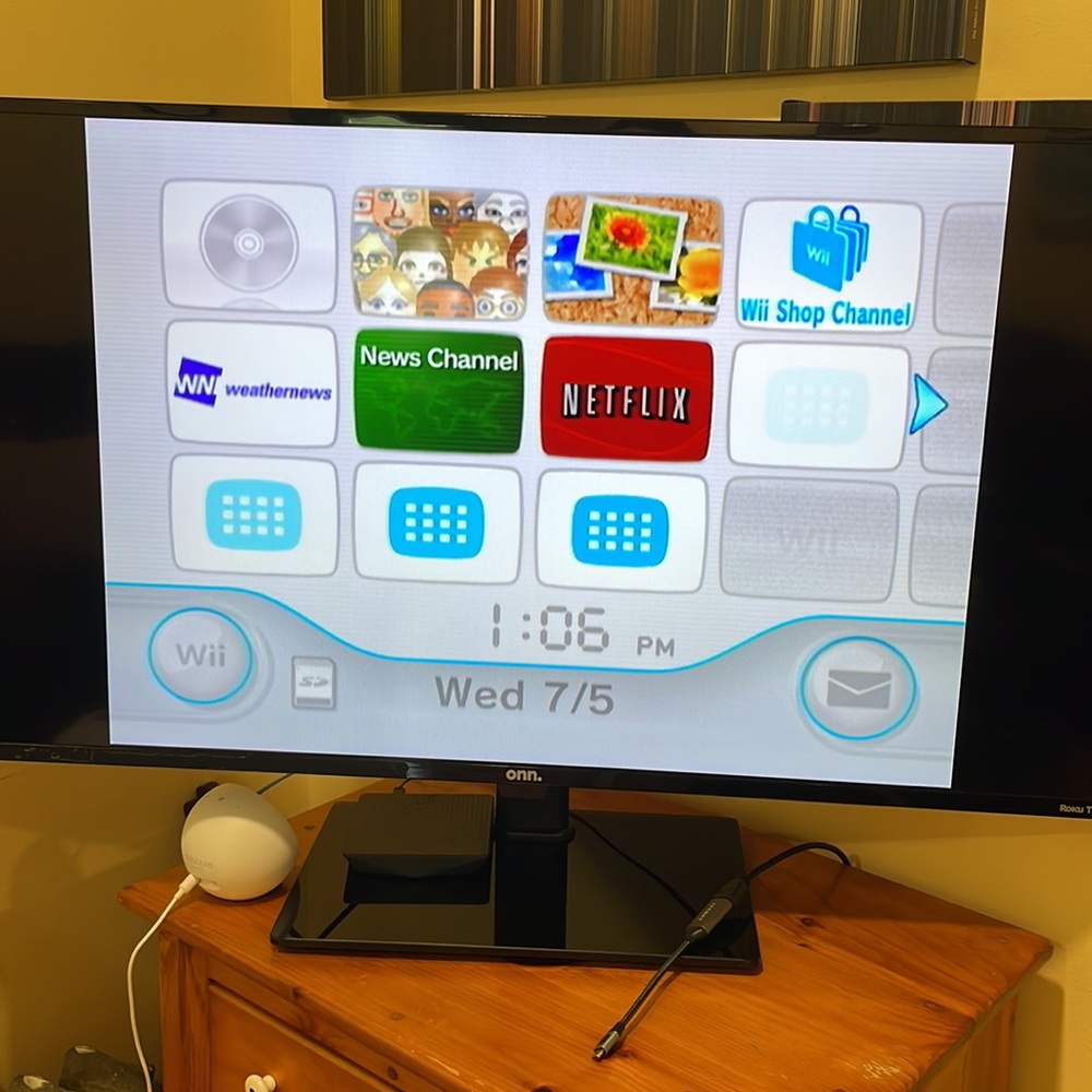 Nintendo Wii - Picture 3 of 7